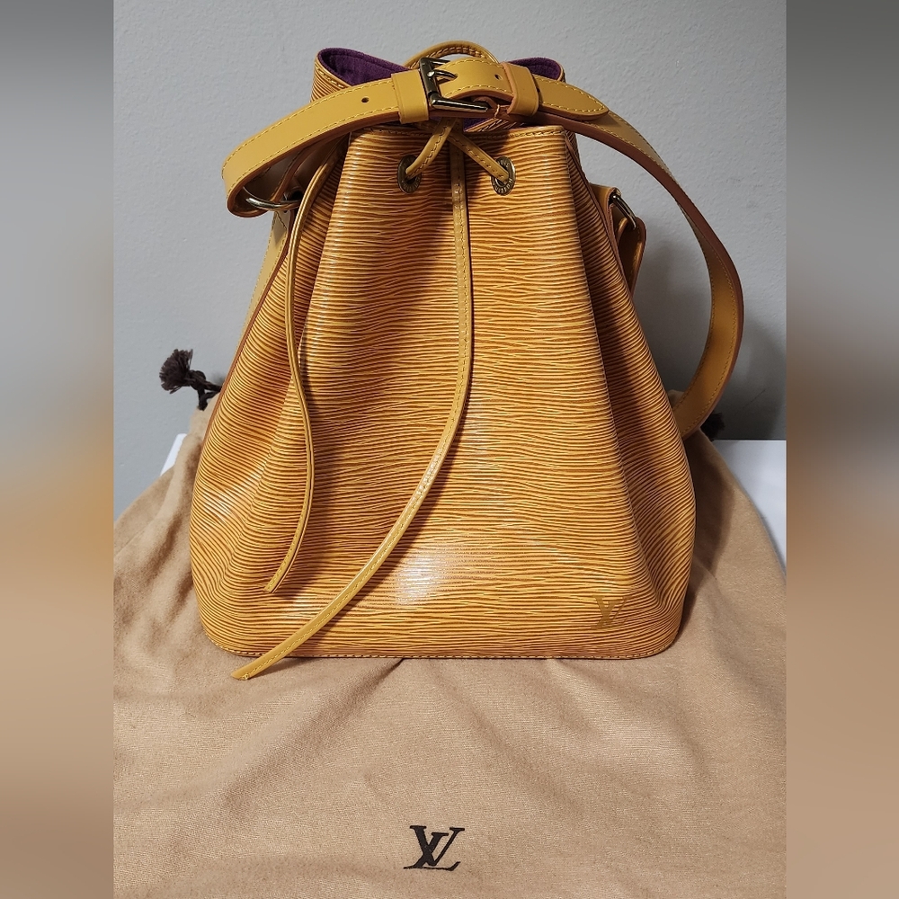Louis Vuitton Yellow Epi Leather Shoulder Bag